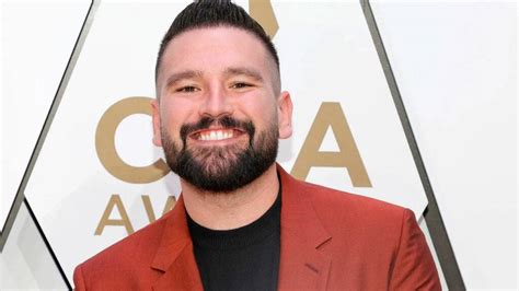 shay mooney net worth|Shay Mooney Net Worth: Bio, Age, Wife, Height, and Career。